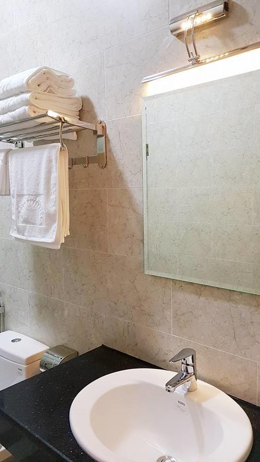 Nang Vang Hotel Đà Lạt Exterior foto
